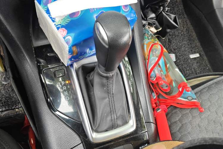 Used Mazda 3 Axela 2016 Sedan 1.5L Automatic Luxury Model