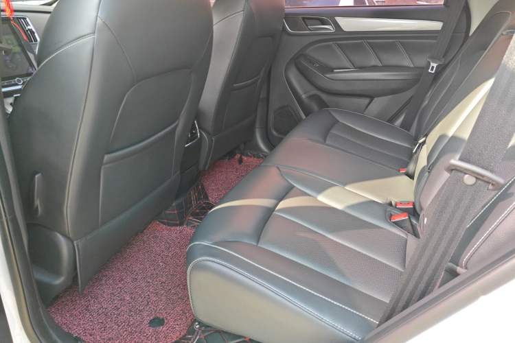 Used Roewe RX5 2019 20T Two-Wheel Drive Automatic 4G Connected Platinum Edition
