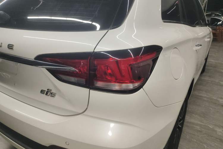 Used Roewe Ei5 2019 Smart Connect Flagship Edition Right Rear Taillight