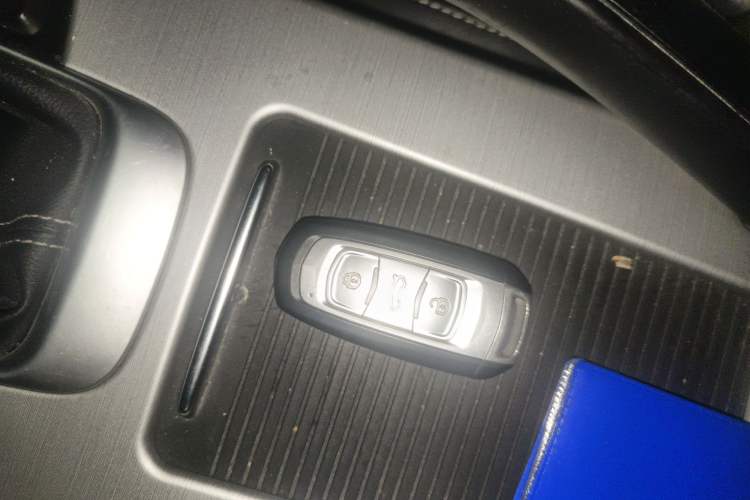 Used Geely Auto Emgrand X7 Sport 2016 2.0L Manual ZhiShang Version