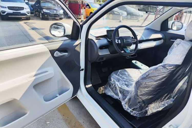 Used Changan Lumin 2025 205km Refreshing Edition
