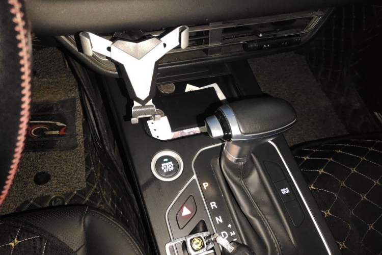 Used Dongfeng Fengon 580Pro 2020 280TGDI CVT Smart Edition Gear Lever