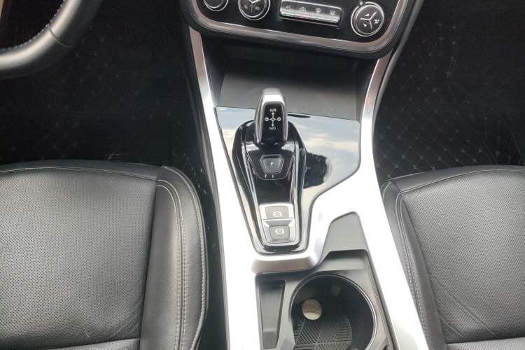 Used Lynk & Co 01 2017 2.0T Two-Wheel Drive Pro Edition