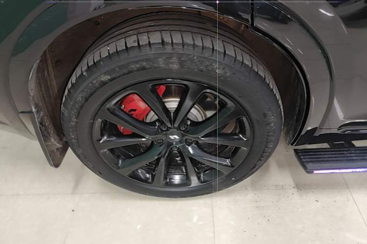 Used Li Auto ONE 2021 Extended-Range 6-Seater Version Exterior 5