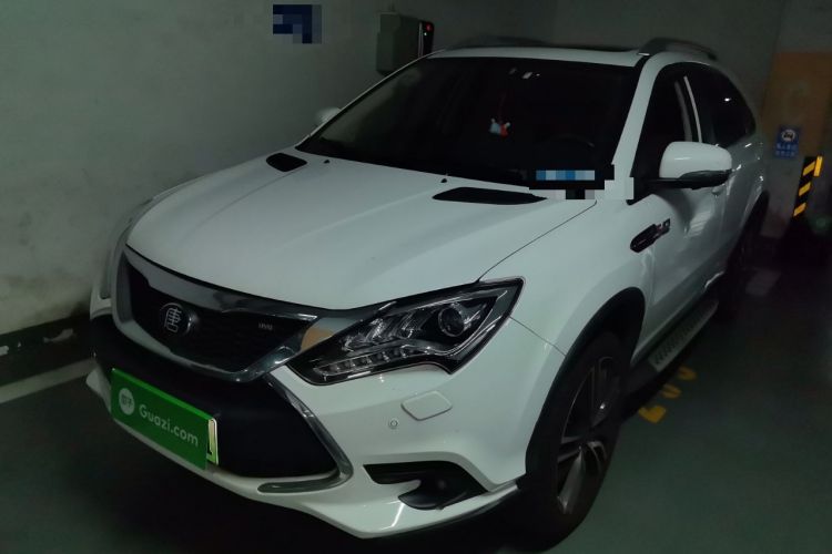 Used BYD Tang New Energy 2017 2.0T All-Wheel Drive Hyatt Model