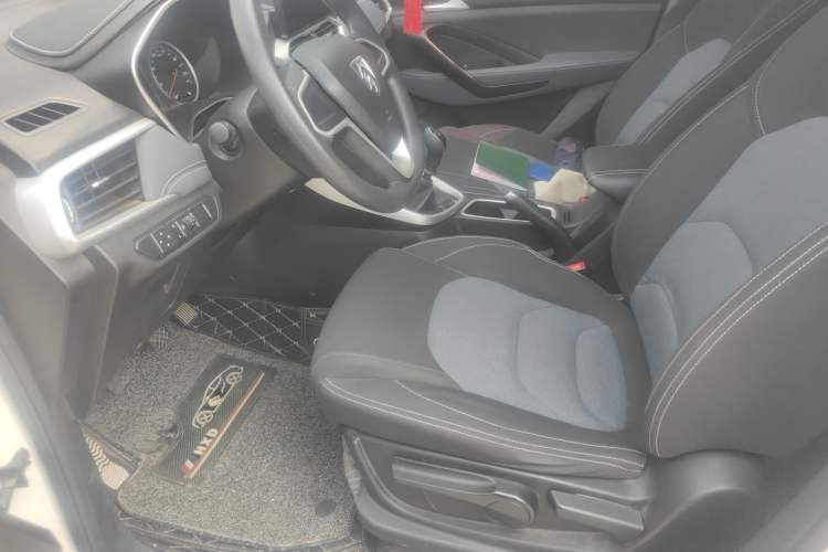 Used Baojun 530 2019 1.5T Manual Comfort Version 7 Seats China V Emission Standard
