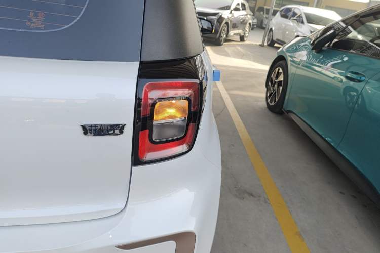 Used JAC Yiwei E10X 2024 Charming Edition 301km Lite