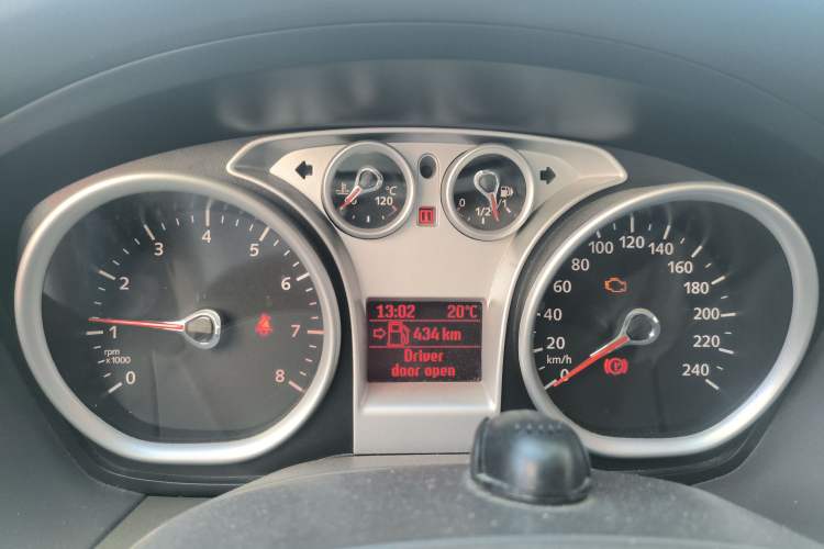 Used Ford Focus 2011 Sedan 1.8L Manual Comfort Model
