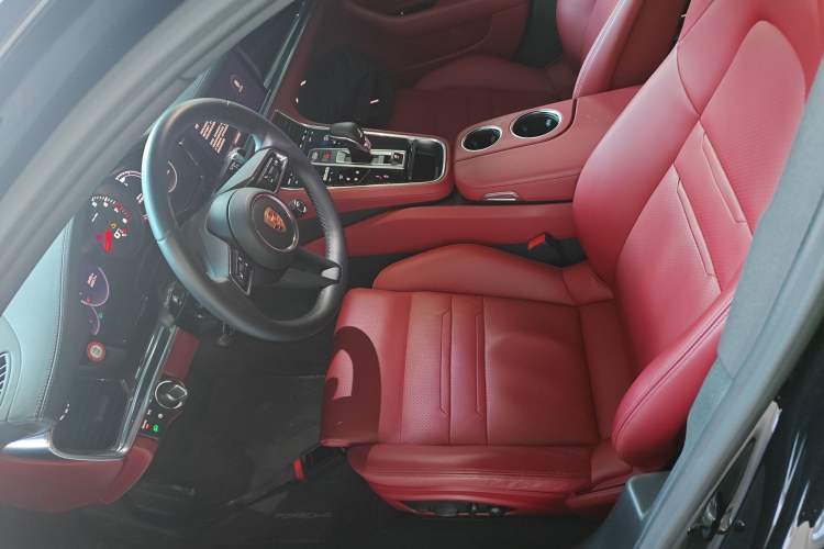 Used Porsche Panamera 2022 Panamera 2.9T Left Front Seat