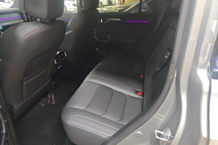 Used JETOUR Traveler 2023 2.0T All-Wheel Drive CrossPRO+