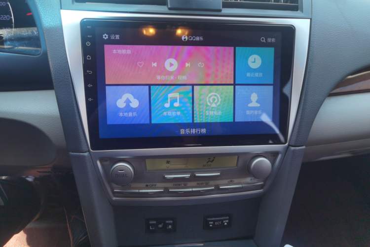 Used Toyota Camry 2013 200G Classic Luxury Edition Audio And AC Panel