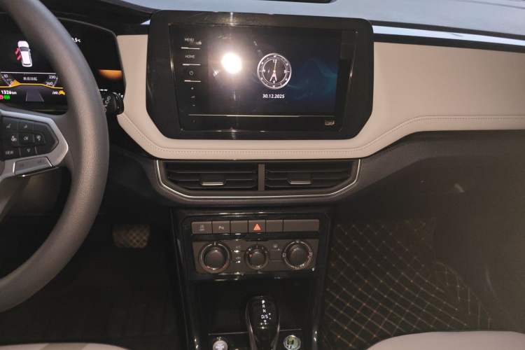 Used Volkswagen Tharu 2026 Model Xinrui 1.5L Ruiyi Edition
