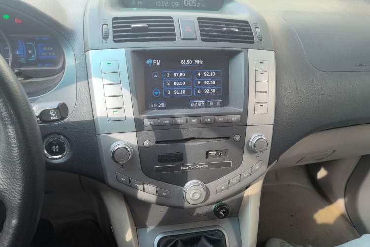 Used BYD S6 2012 2.0L Manual Luxury Version