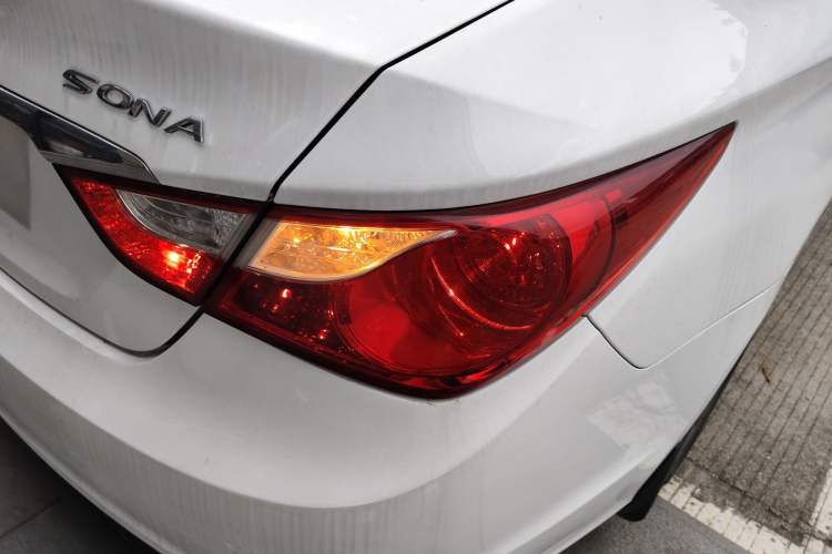 Used Hyundai Sonata 2015 Classic 2.0L Automatic Luxury Edition
