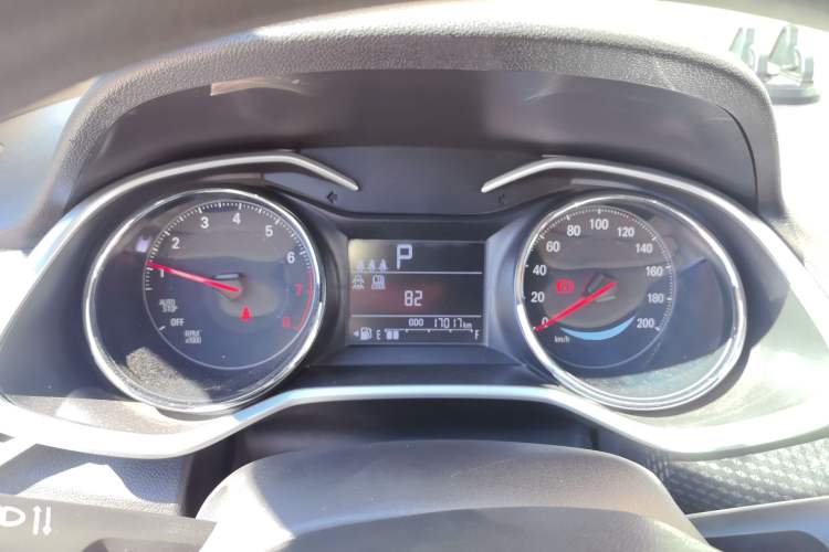 Used Chevrolet Cavalier 2022 325T Automatic Enjoyment Edition Instrument Cluster