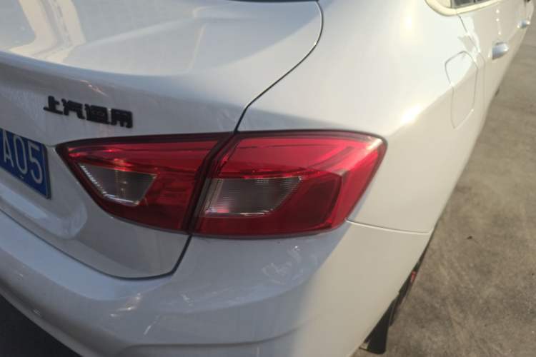 Used Chevrolet Cruze 2018 Redline 320 Automatic Pioneer Edition