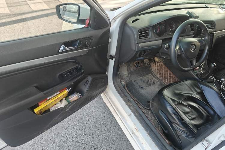 Used Volkswagen Lavida 2019 Lavida Start 1.5L Manual Fashion Edition China VI Standard Driver Seat