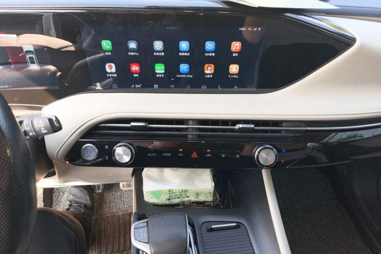 Used Dongfeng Aeolus Huge 2022 Mach Dual-Motor 1.5T MHD Dare-to-Dream Edition