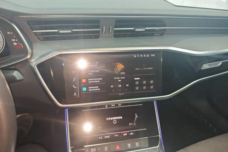 Used Audi A6L 2021 40 TFSI Luxury Dynamic Edition Audio And AC Panel