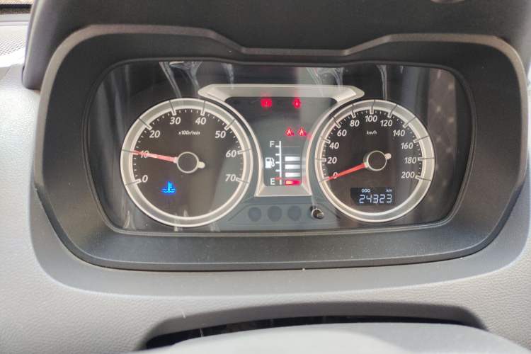 Used FAW Xiali N5 2014 1.0L Manual Standard Edition
