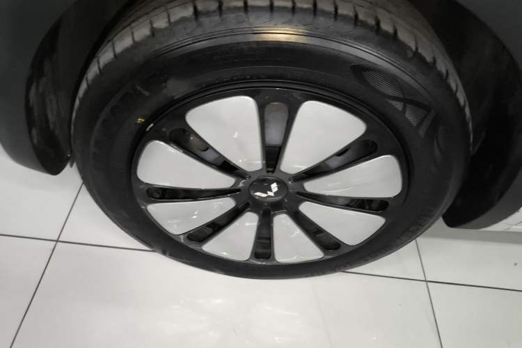 Used Wuling Bingo 2024 333 km Enjoyment Version Exterior 4