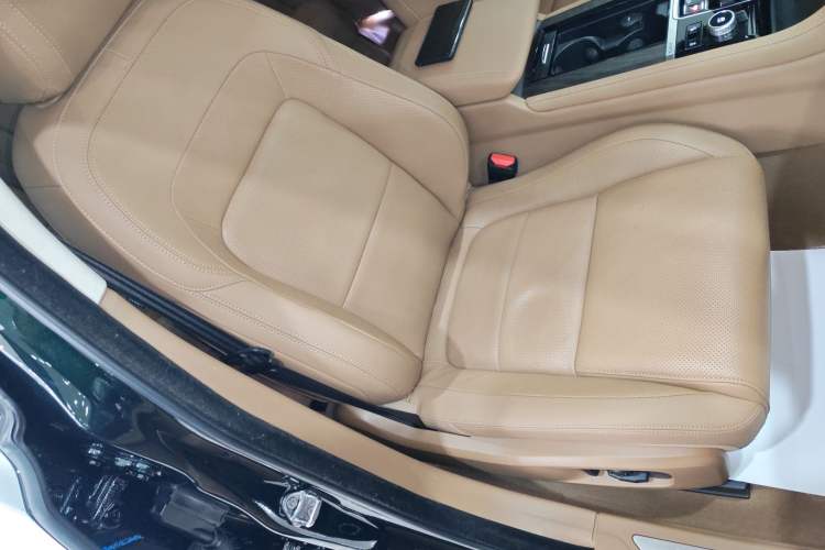 Used Jaguar XFL 2021 XFL 2.0T P250 Two-Wheel-Drive Luxury Deluxe Edition