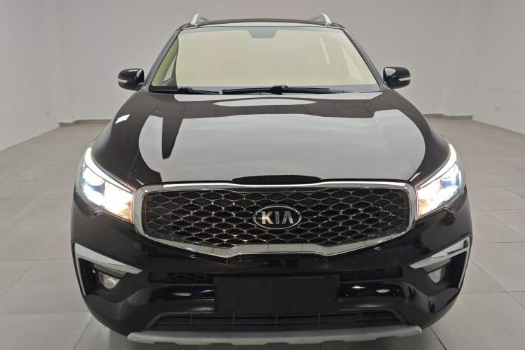 Used Kia KX7 2017 2.0L Automatic 2WD GLS 5-Seater
