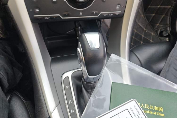 Used Ford Mondeo 2013 1.5L GTDi180 Fashion Edition Gear Lever