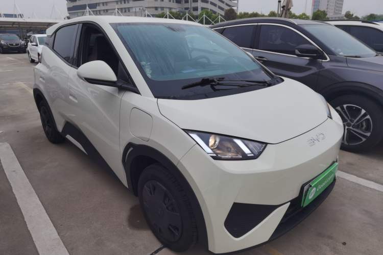 Used BYD Seagull 2025 Intelligent Driving Version 305 km Dynamic Edition Front Right 45 Deg