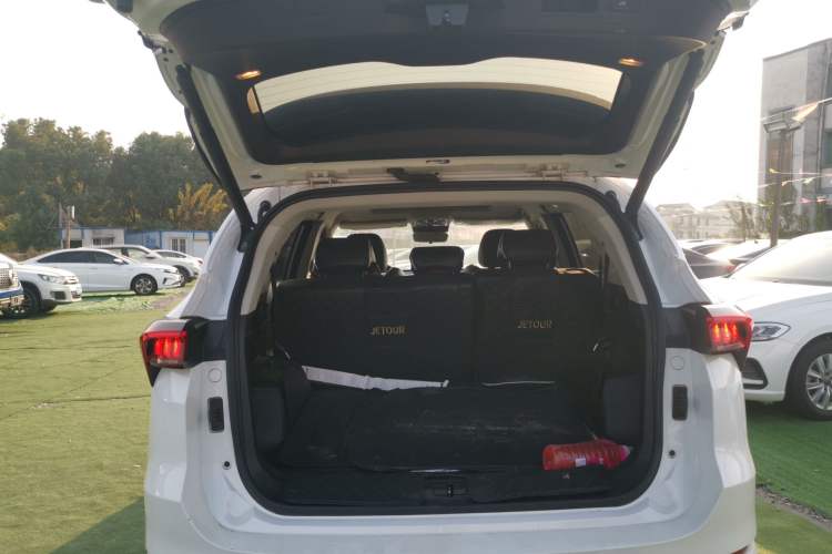 Used JETOUR X70 PLUS 2021 Zhuge 1.6T DCT Kongming 7-Seater