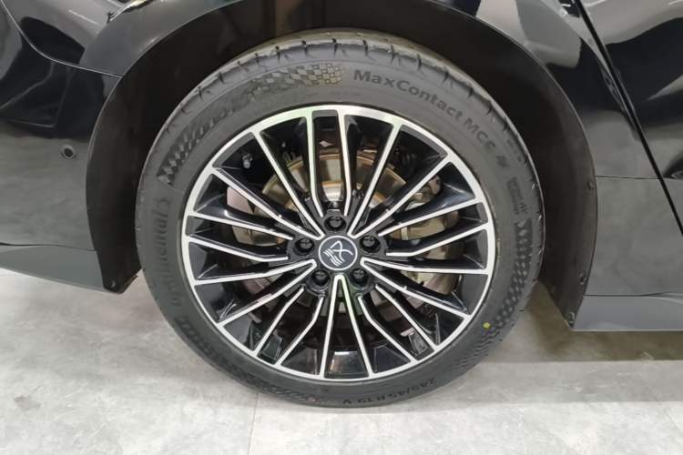 Used BYD Han 2025 DM-i Intelligent Driving Edition 125KM LiDAR Flagship Model Exterior 5