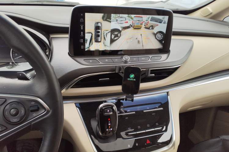 Used Buick GL8 2023 Facelifted Land Cruiser Executive Luxury Version Audio And AC Panel