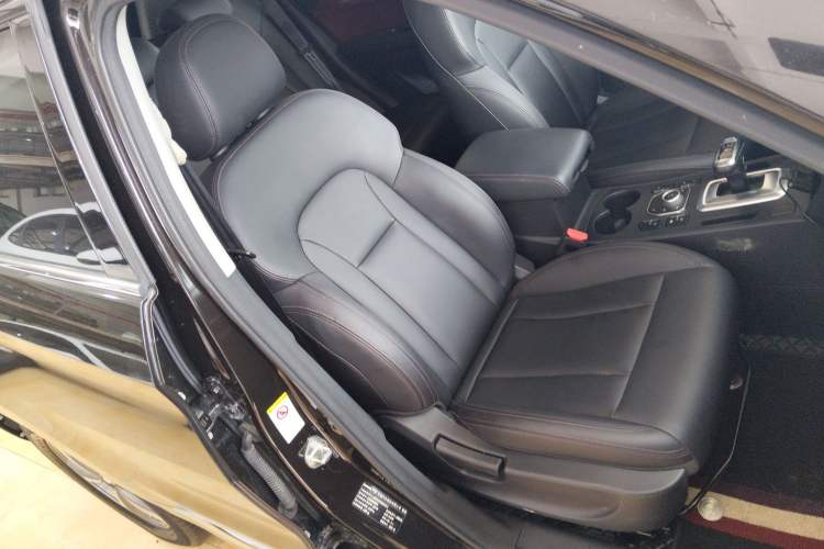 Used Haval H6 Coupe 2019 1.5T Automatic Two-Wheel Drive Luxury Smart Connectivity Version China VI Standard Right Front Seat