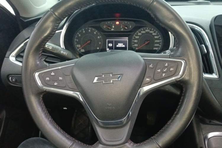 Used Chevrolet Malibu XL 2020 Redline 550T Automatic Sport Edition Steering Wheel