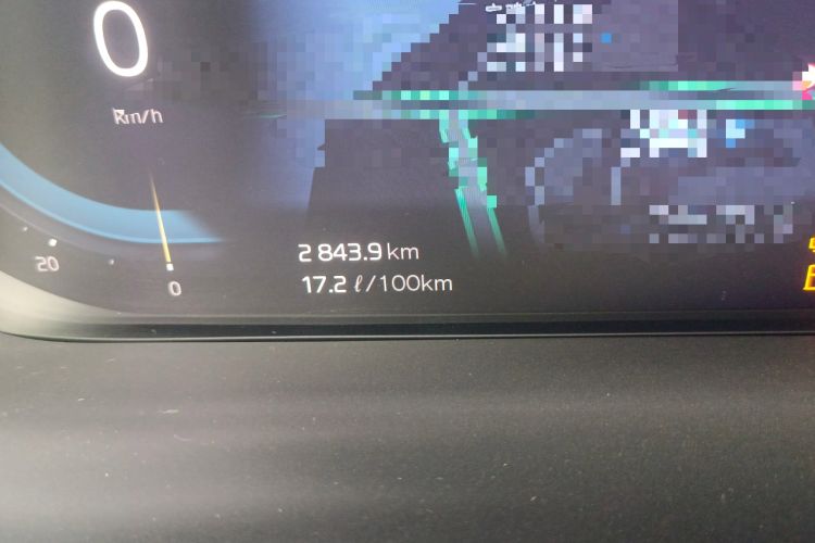 Used Volvo XC60 New Energy 2025 Plug-in Hybrid Long-Range All-Wheel Drive Smart & Luxurious Edition Odometer Close Up