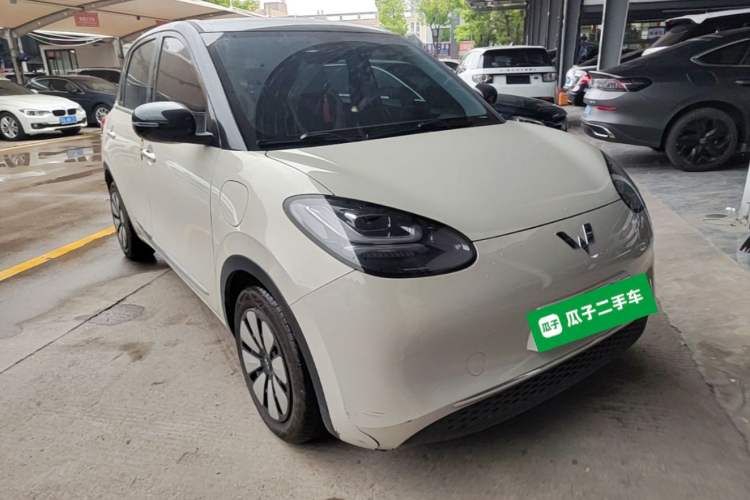 Used Wuling Bingo 2023 333 km Lingxi Connected+ Version Front Right 45 Deg