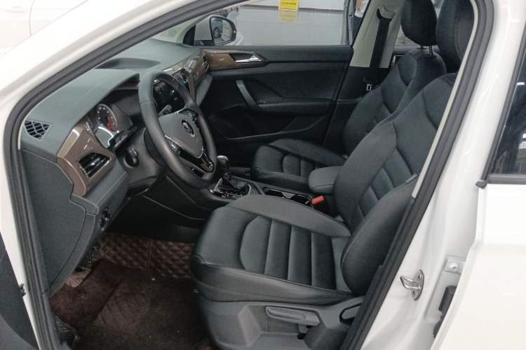 Used Volkswagen Tharu 2021 280TSI Two-Wheel Drive Comfort Edition
