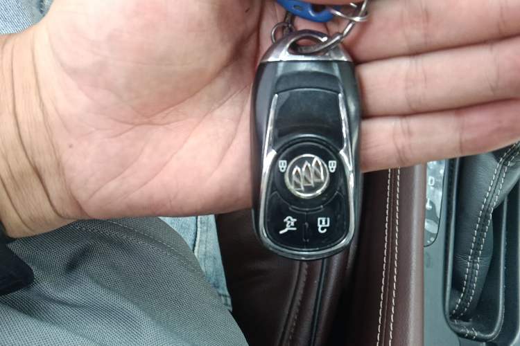 Used Buick Envision 2016 28T Four-Wheel Drive Elite Version