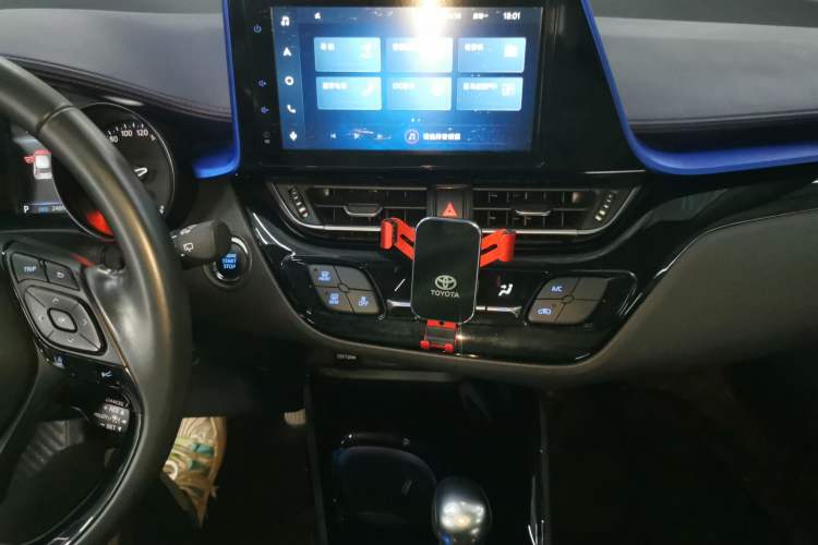 Used Toyota C-HR 2021 2.0L Luxury Edition Audio And AC Panel