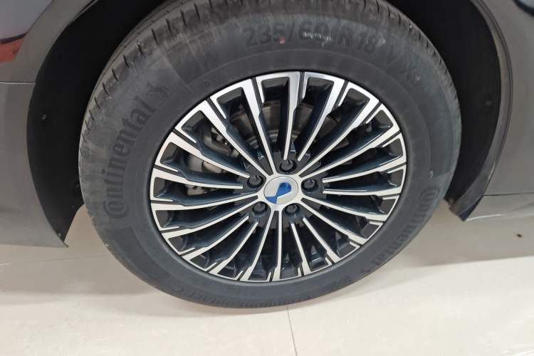 Used Denza D9 2024 DM-i 1050 Luxury Model