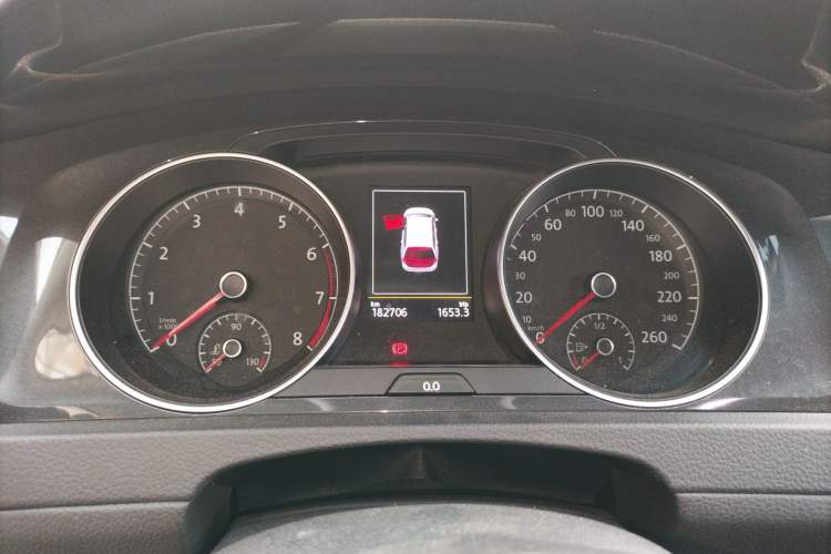 Used Volkswagen Golf 2019 1.8TSI Travel Edition Instrument Cluster