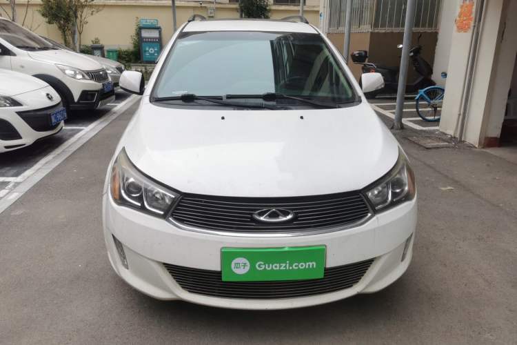 Used Chery Arrizo M7 2015 2.0L CVT Comfort Edition 232 Seats Front