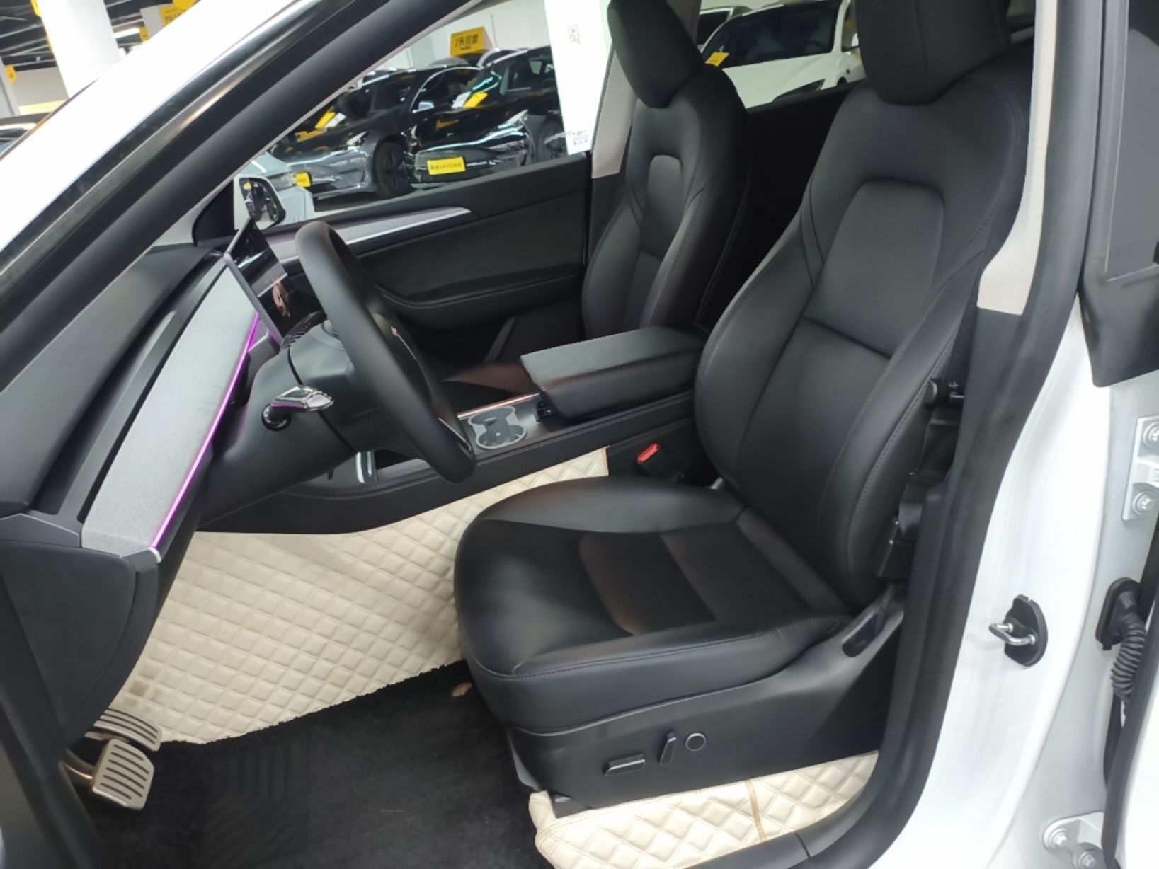 Interior delantero