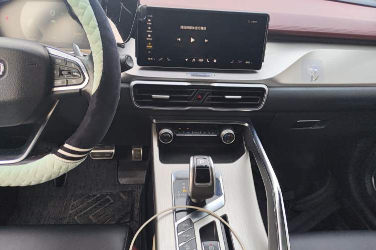 Used Geely Auto Coolray 2019 Sport Model 260T DCT Patrol China V Standard