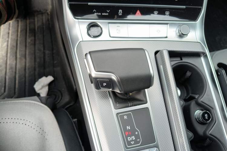 Used Audi A6L 2024 45 TFSI Prestige Dynamic Edition
