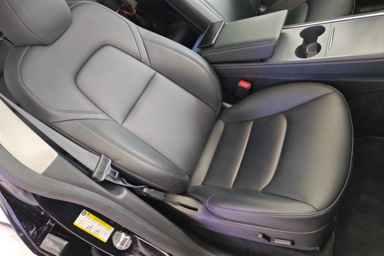 Used Tesla Model Y 2022 Rear-Wheel-Drive Version