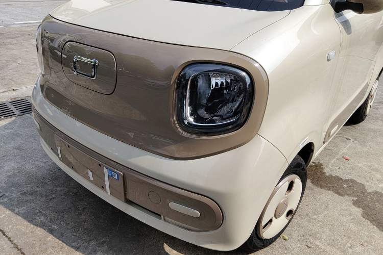 Used Bestune Pony 2026 222km Colorful Horse Left Front Headlight