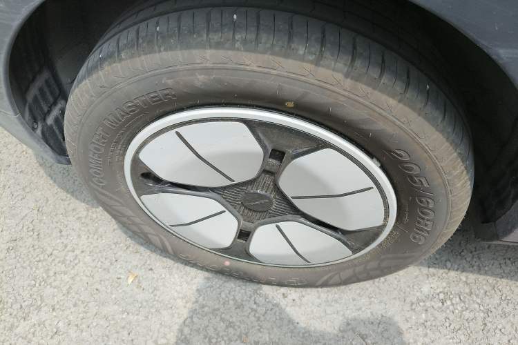 Used Geely Galaxy Geome 2026 Model 310km Youth Edition
