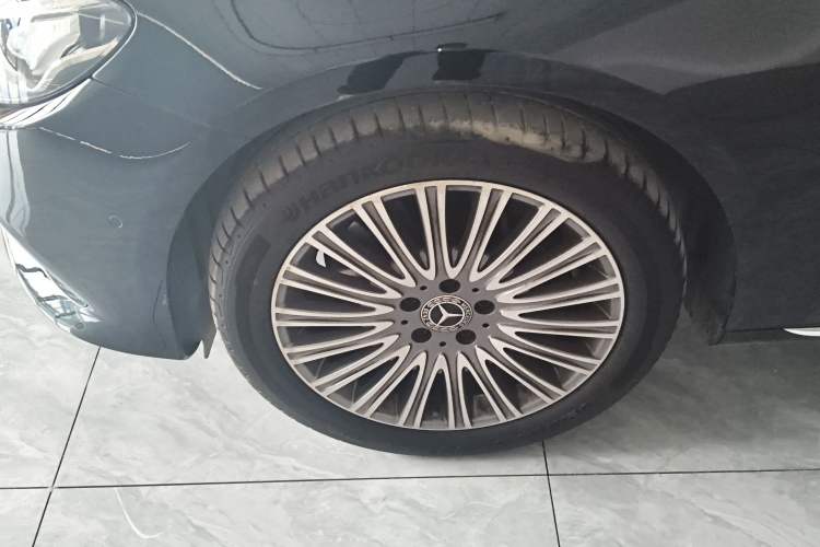 Used Mercedes-Benz E-Class 2020 Restyled E 300 L Exclusive Edition
