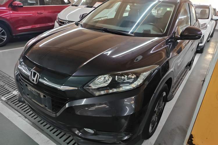 Used Honda Vezel 2015 1.8L CVT 2WD Luxury Model